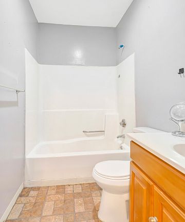 2nd image of 128-132 Locust St #6