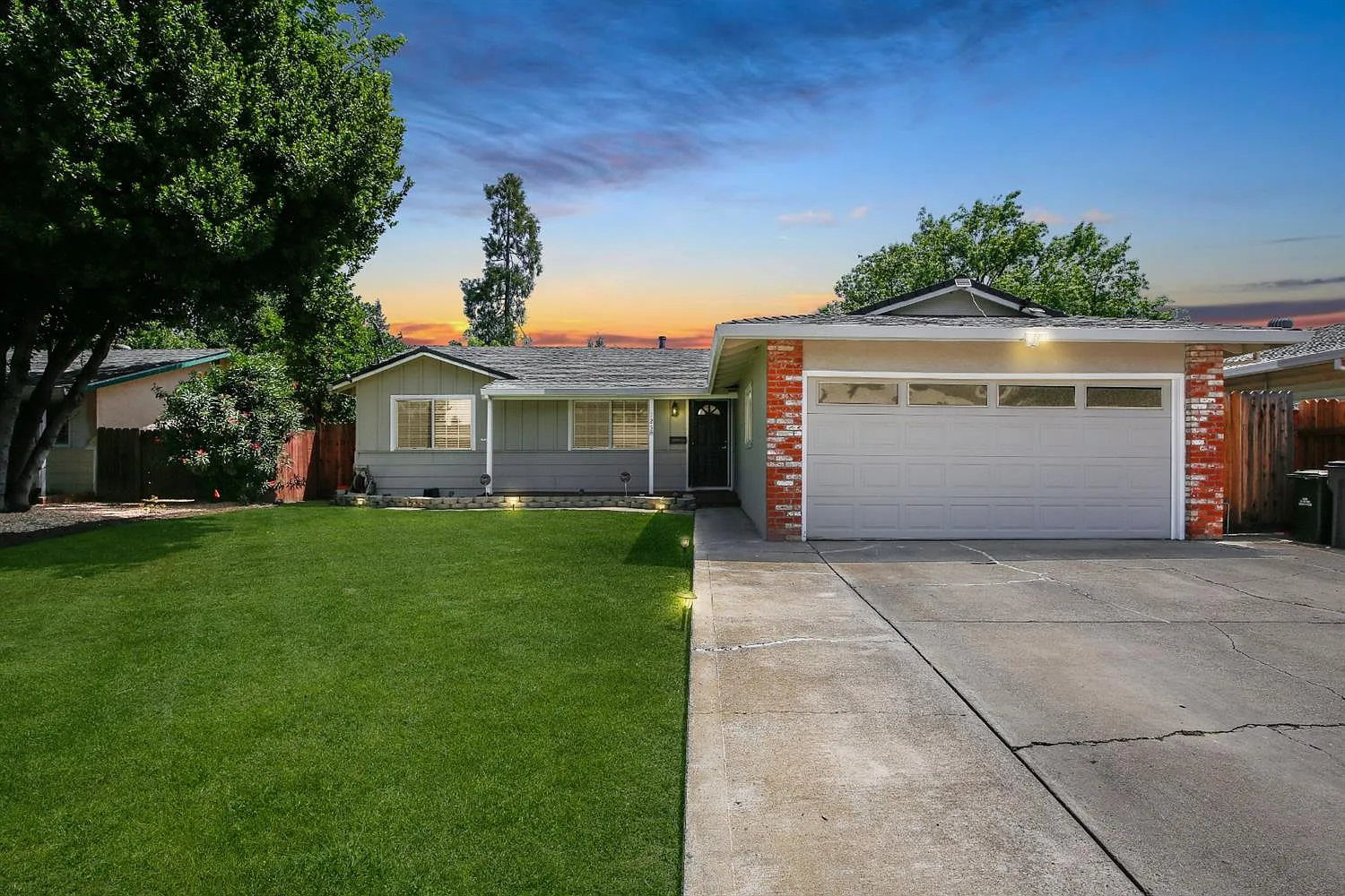 125 Marin Pl photo 1