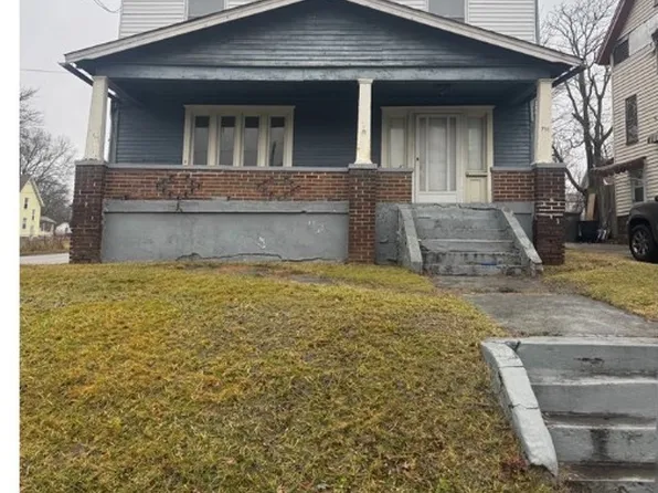794 Fairgreen Ave, Youngstown, OH 44510