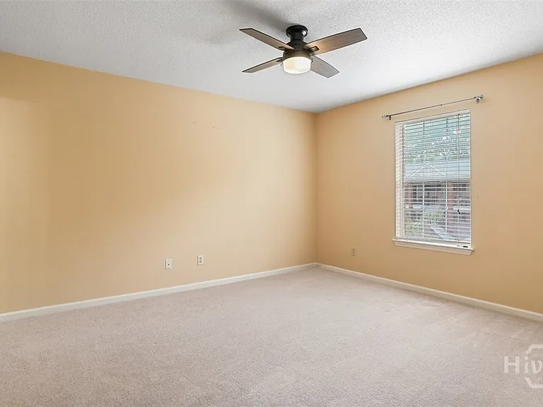 211 Edgewater Rd #40 — Photo 11