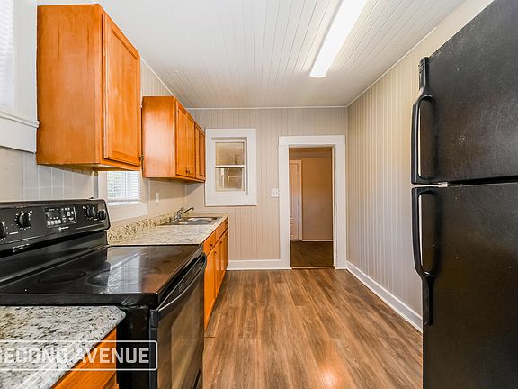 5th image of 2260 W 17th St
