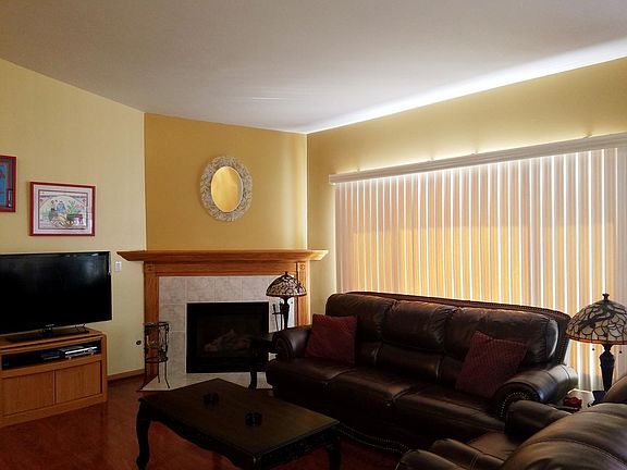 5th image of 8255 W Chestnut Ct
