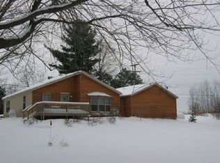 2140 Sobus Ct, Fennville, MI 49408