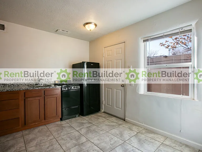 3422 Smith Ave SE — Photo 13