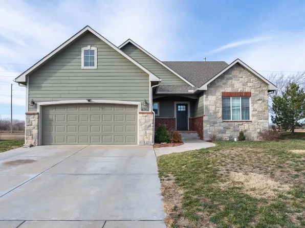 4702 N Emerald Ct, Maize, KS 67101