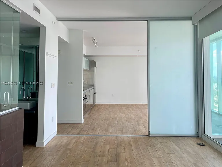 1040 Biscayne Blvd #1105 — Photo 10