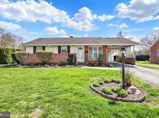 56 Brenner St, Millersville, PA 17551