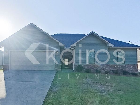 151 Bates Ln