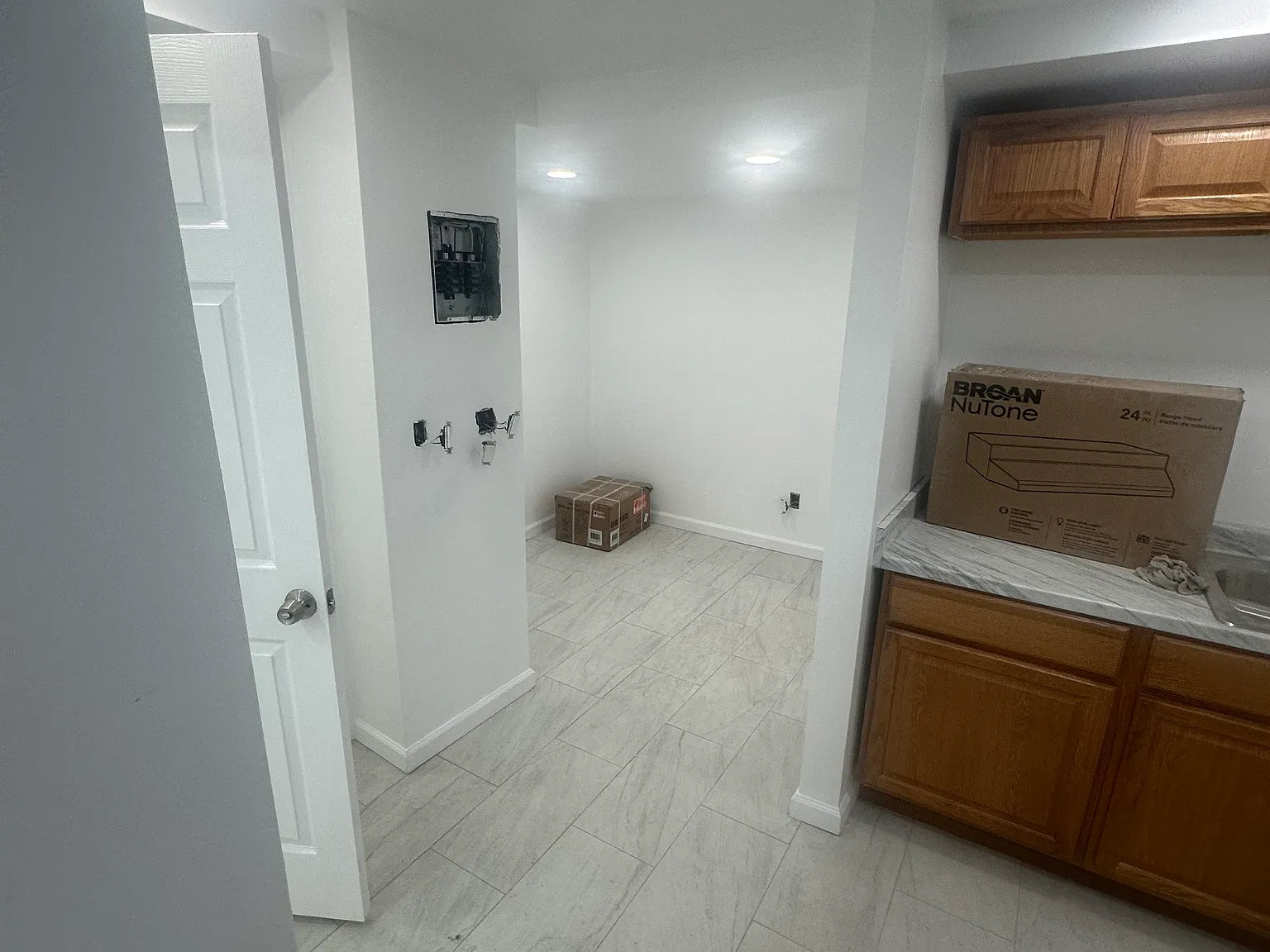 Studio, $1,500 — Photo 2