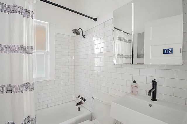 219 Princeton Dr SE — Photo 12