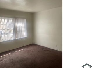 1229 W 109th St #16, Los Angeles, CA 90044