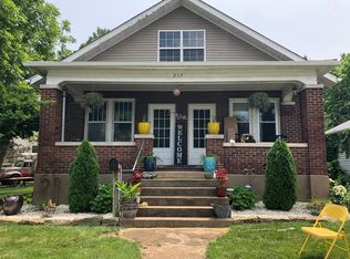 214 E Mill St, Waterloo, IL 62298