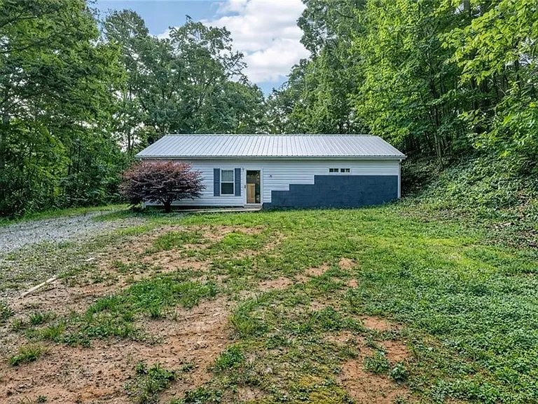 248 Mountain Brook Rd — Photo 1