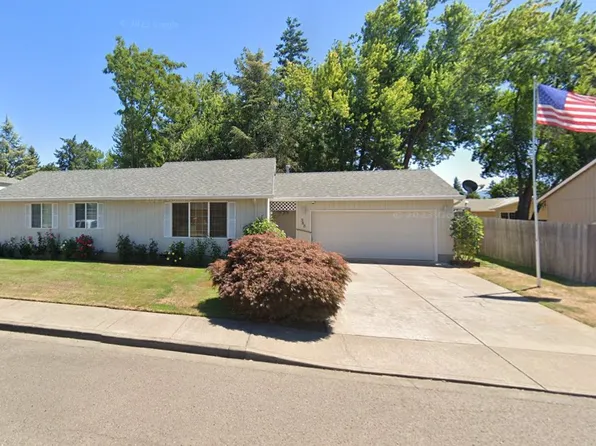 365 Cole Ct, Molalla, OR 97038