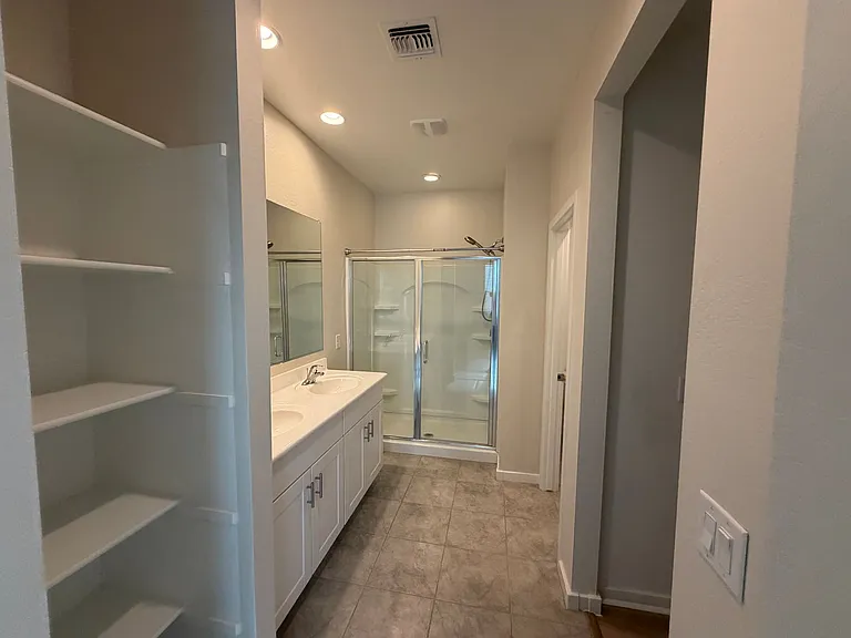 36987 N Sidewinder Dr — Photo 11