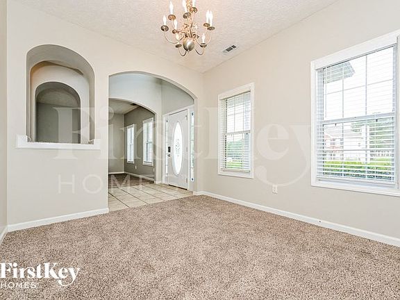 3rd image of 7614 Crestwicke Crossing Dr