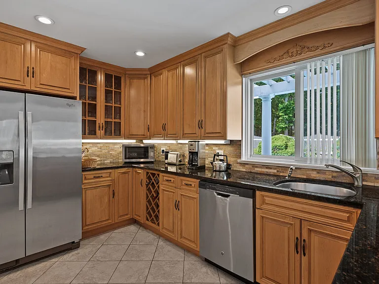 3 Fairway Dr — Photo 13