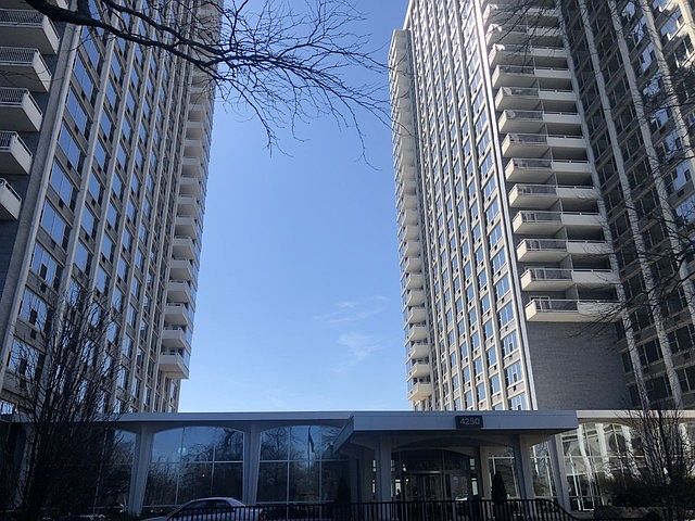 1st image of 4250 N Marine Dr APT 2103