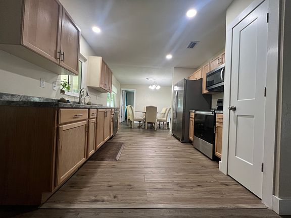 5th image of 1088 Wexford Way
