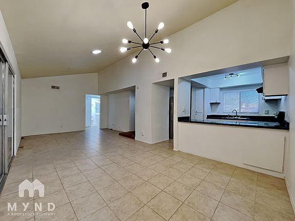 3rd image of 1861 E Kirkland Ln