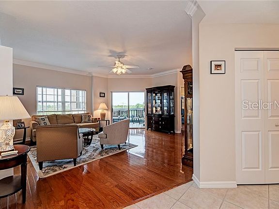 5th image of 3730 Cadbury Cir APT 427