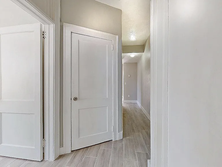 433 NW 25th Ave — Photo 10