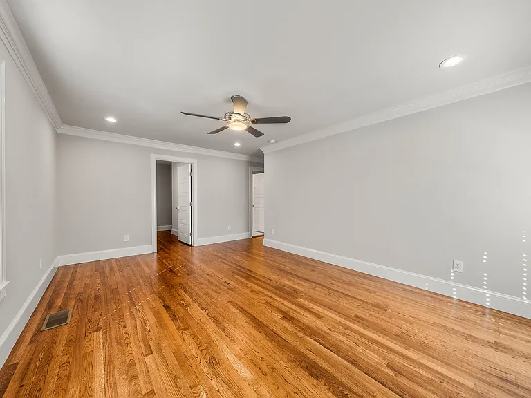 29011 Woodland Dr — Photo 33