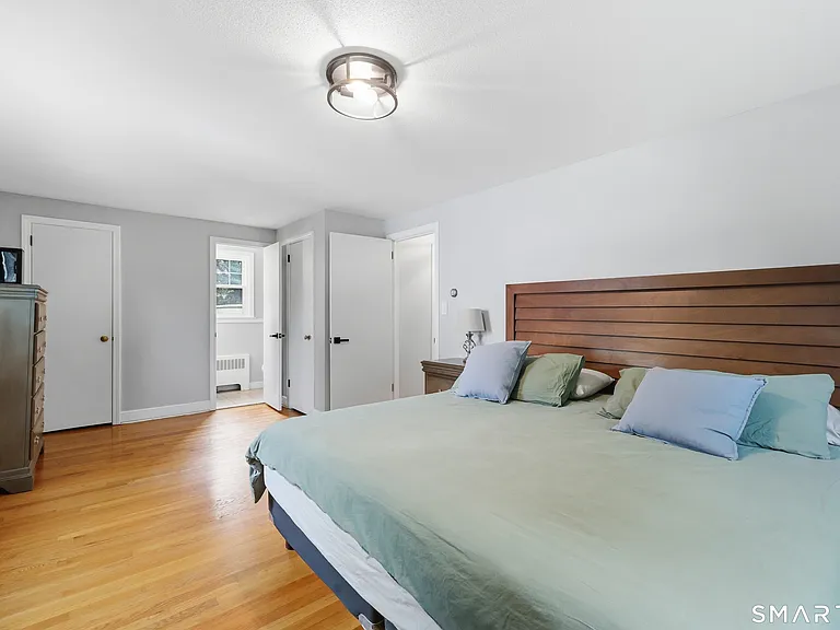 370 S Main St — Photo 17