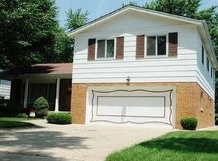 443 N Wesley Dr, Addison, IL 60101