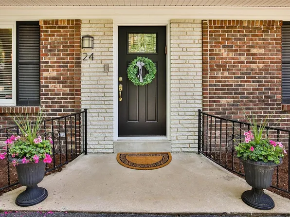24 Spoede Woods St, Saint Louis, MO 63141