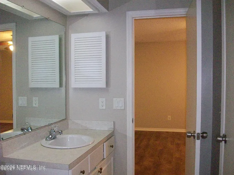 5860 Liska Dr — Photo 14