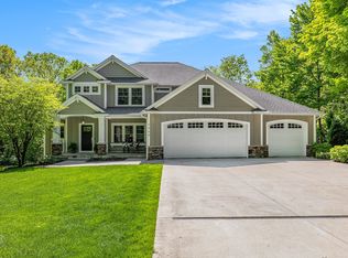 5865 Ryan Valley Ct NE, Belmont, MI