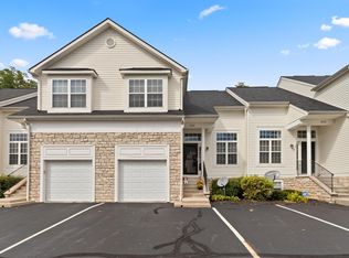 8226 Catalpa Ridge Dr, Blacklick, OH 43004