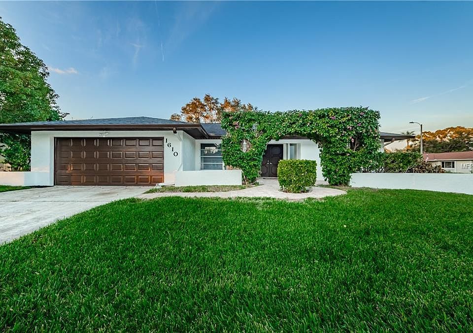 1st image of 1610 Treasure Dr
