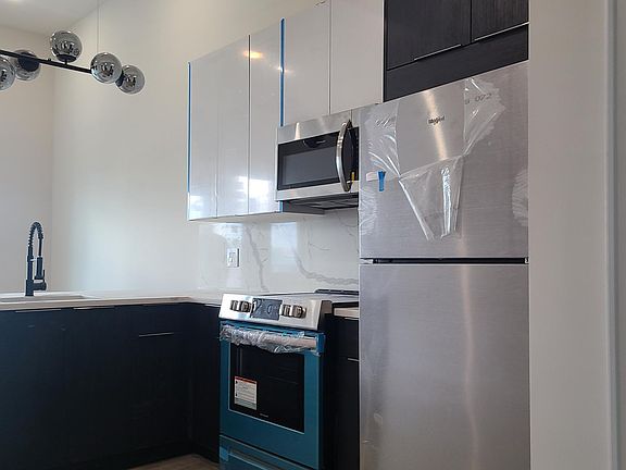 5th image of 1520 N 8th St #7