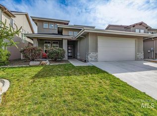 8118 S Red Cliff Ave, Boise, ID 83716