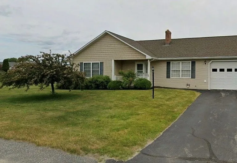 6 Cardinal Way — Photo 1