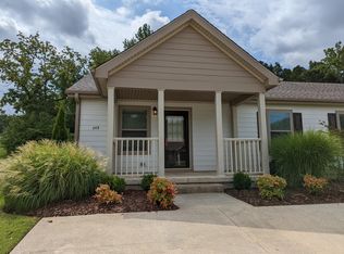 349 Ryecroft Rd NW, Huntsville, AL 35806