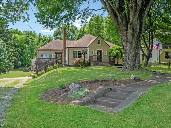 8130 Navarre Rd SW, Massillon, OH 44646
