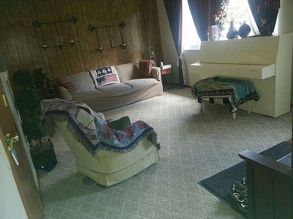 4th image of 509 Saint John Ct N