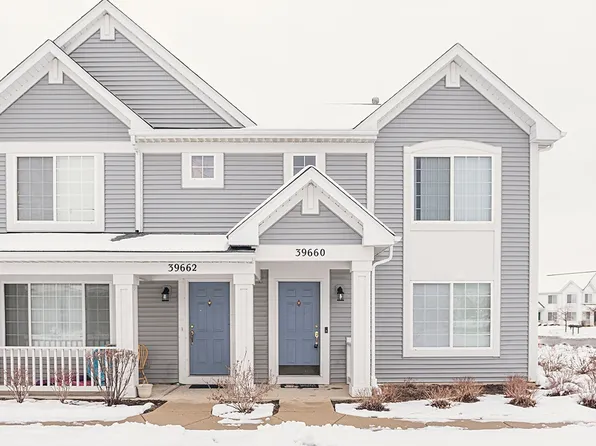 39660 N Warren Ln, Beach Park, IL 60083