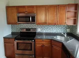 1020 Fayette St #1, Conshohocken, PA 19428