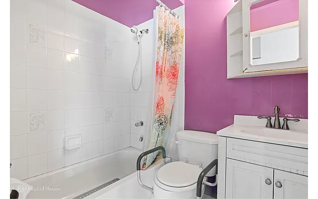 Sold by Douglas Elliman | media 10