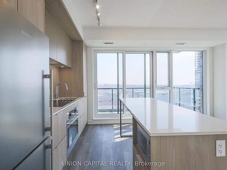 130 River St #902 — Photo 22