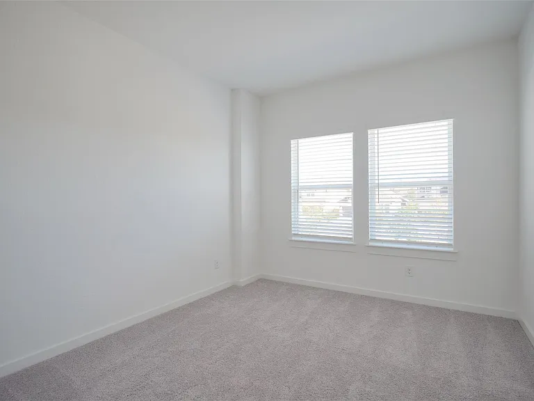 1250 N Roger Hanks Pkwy — Photo 18