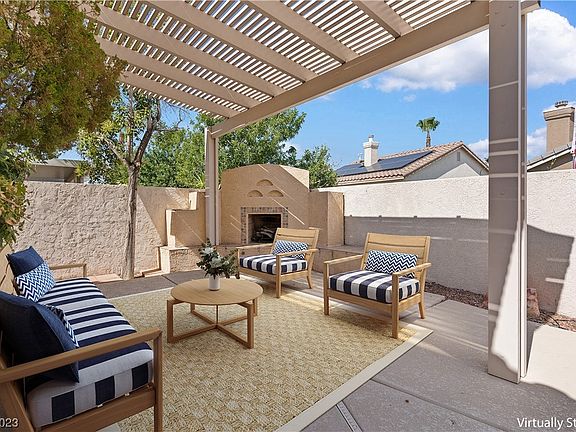 5th image of 302 Canyon Spirit Dr
