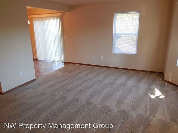 4th image of 5409 116th St NE #B