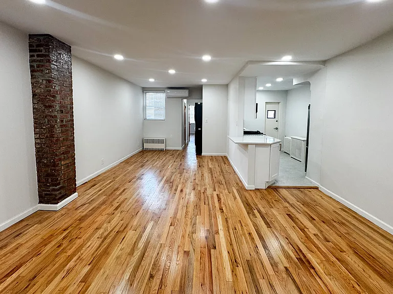 2809 Ditmars Blvd #2 — Photo 18