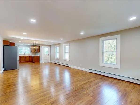 43 Franklin Street, Manchester, CT 06040