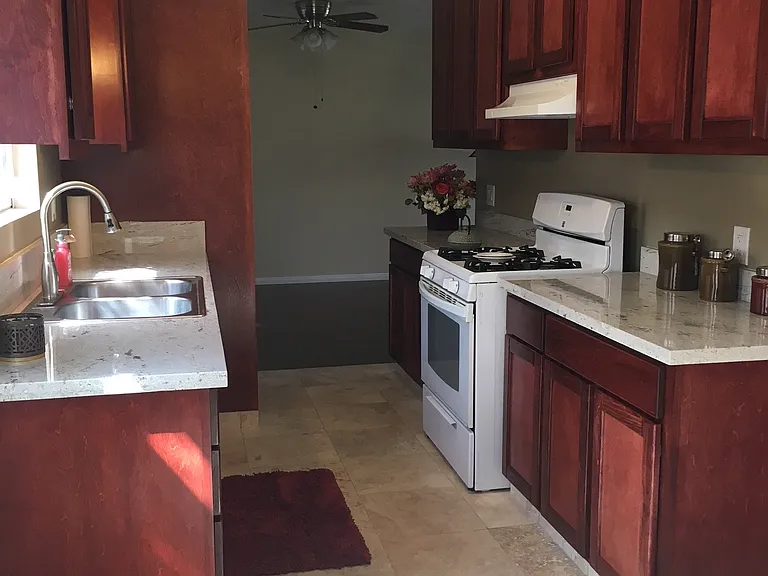 145 N Shamrock Ave — Photo 10